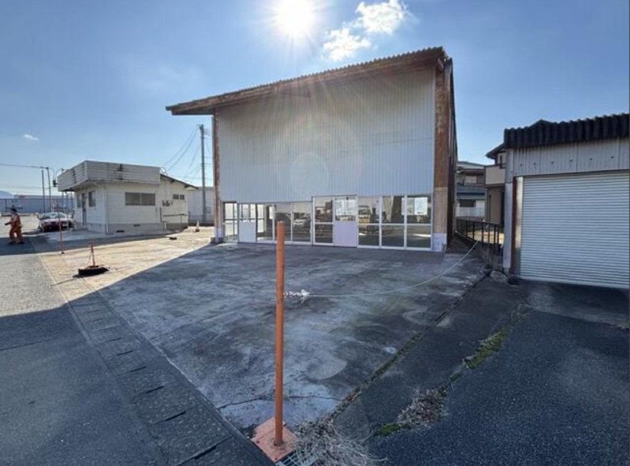 福岡県糟屋郡久山町　貸地　資材置場用地　車庫　事務所
